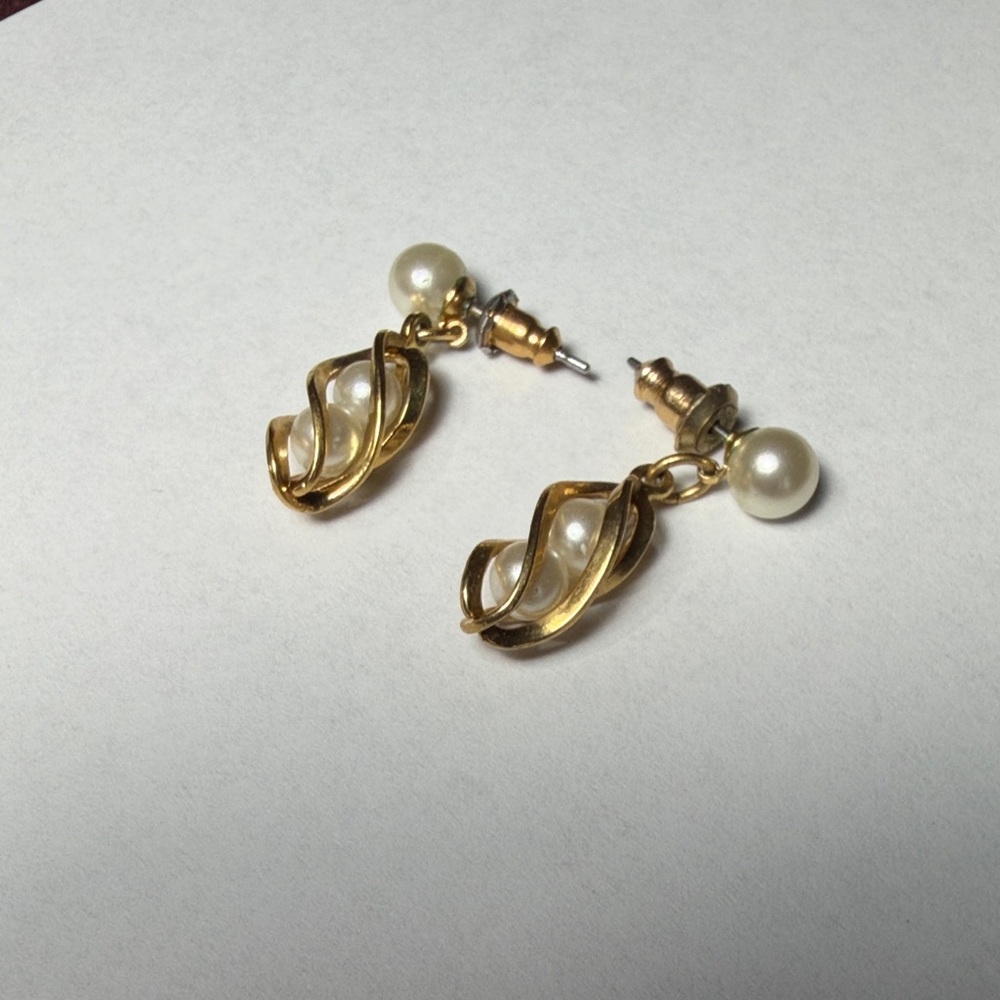 Vintage Gold-Tone Faux Pearl Twist Drop Earrings - Classic Women's Jewelry